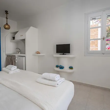 Manolis 3* Kastrákion