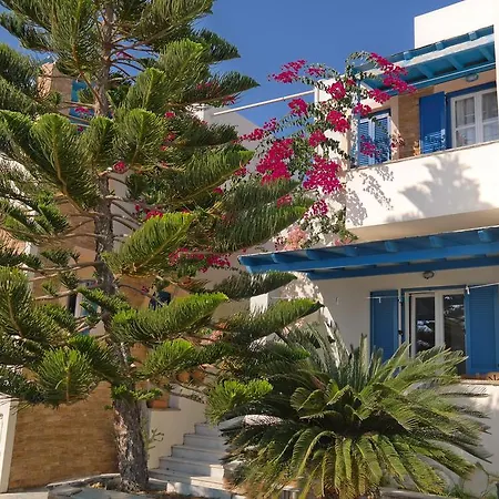 Manolis 3* Kastrákion