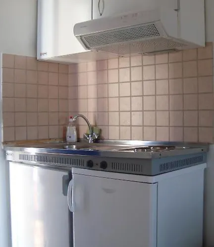 Manolis Lägenhetshotell